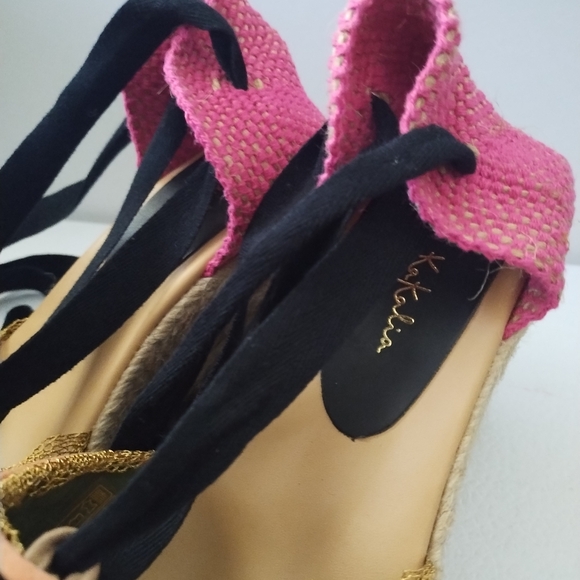 MEHER KAKALIA SHOES - Picture 5 of 10